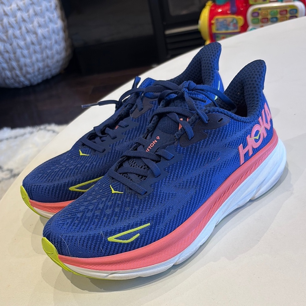 HOKA Clifton 9 - size 8.5 Shoes with Pink and Neon almost new